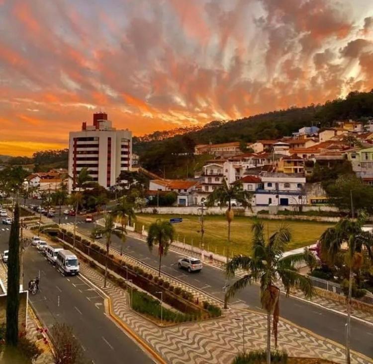 Apartamento Aconchegante Centro Águas de Lindóia Águas de Lindoia Exterior foto